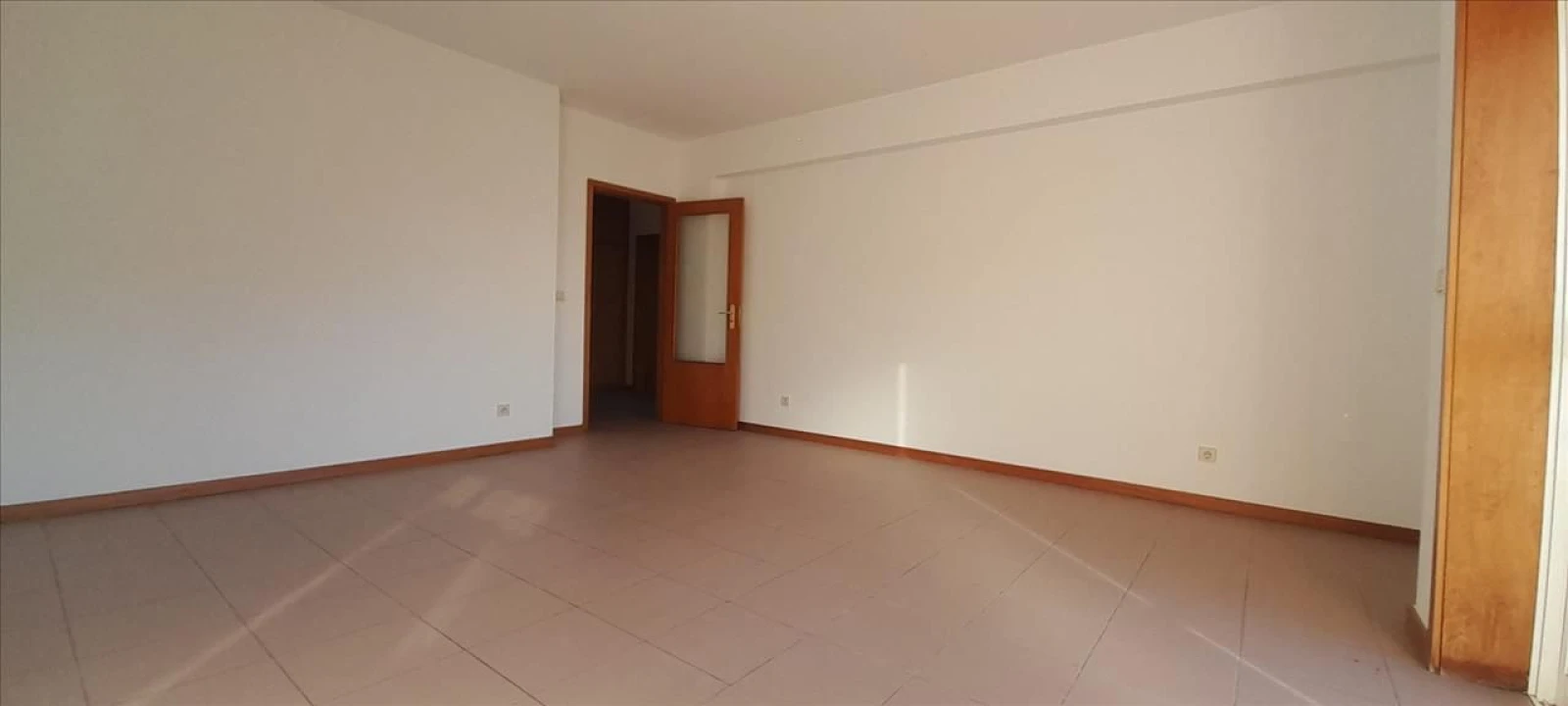 Apartamento T2 para Venda em Fânzeres e São Pedro da Cova Foto 5
