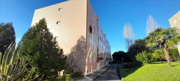 Apartamento T2 para Venda em Fânzeres e São Pedro da Cova