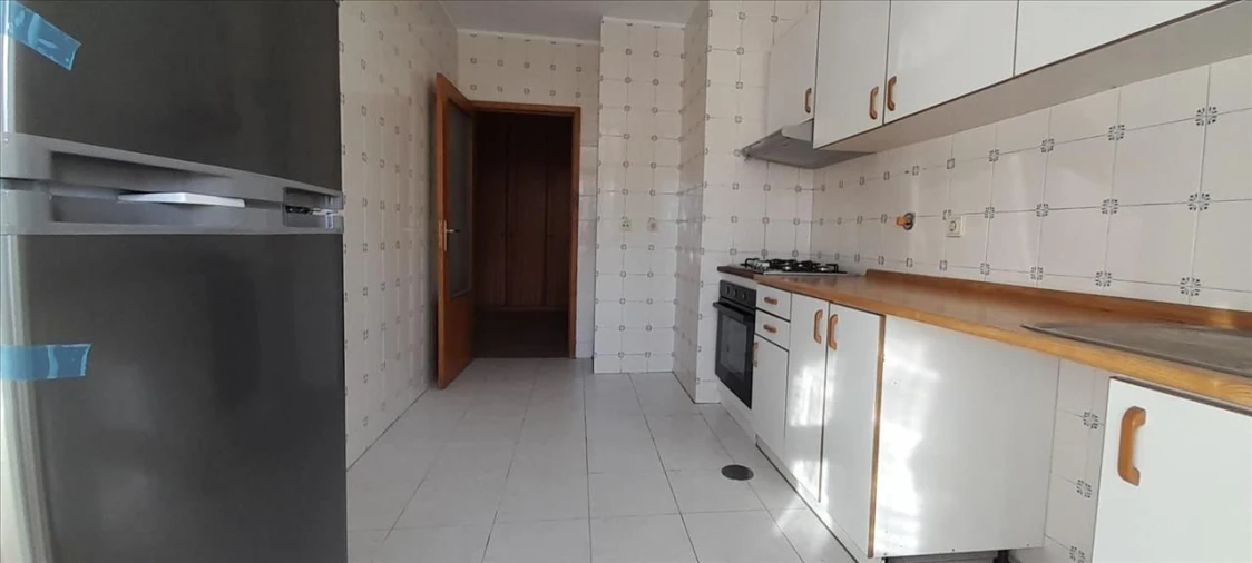 Apartamento T2 para Venda em Fânzeres e São Pedro da Cova Foto 16