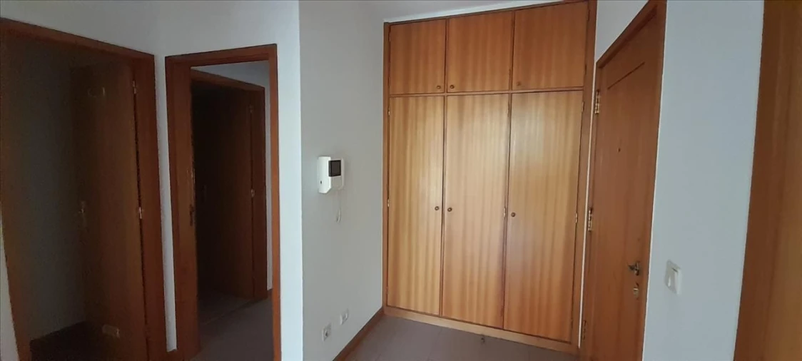 Apartamento T2 para Venda em Fânzeres e São Pedro da Cova Foto 6