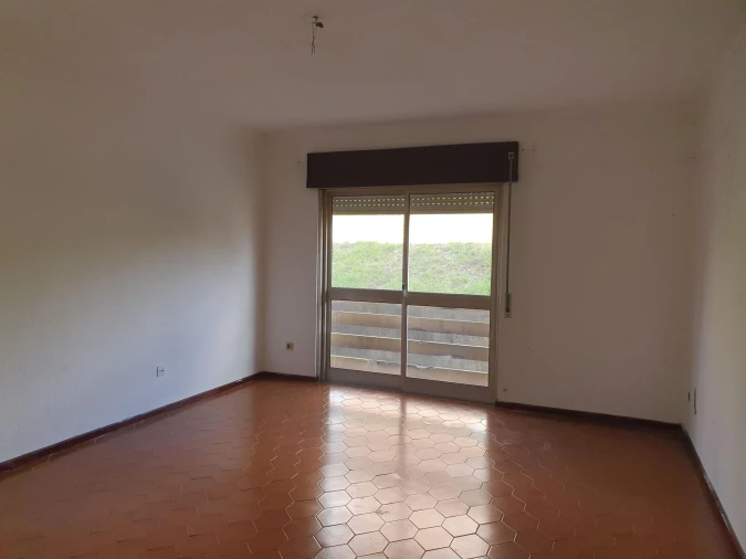 Apartamento T3 para Venda em Rio Tinto Foto 2