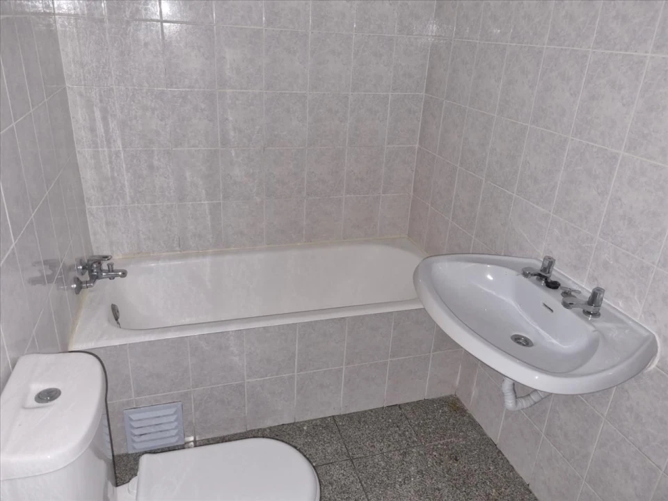 Apartamento T2 para Venda em Rio Tinto Foto 13