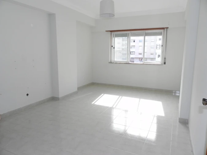 Apartamento T2 para Venda em Cacém e São Marcos Foto 6
