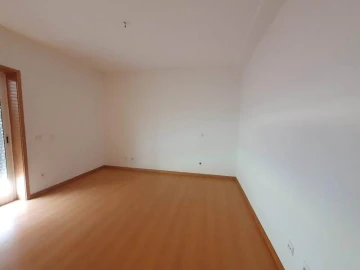Apartamento T2 para Venda em Ermesinde