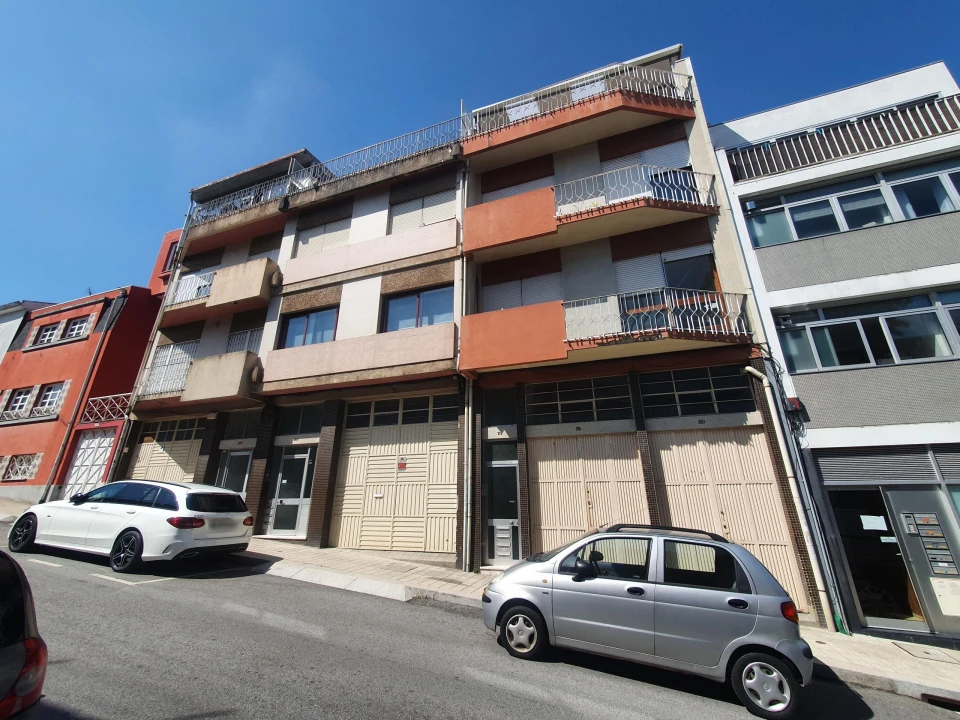 Apartamento T2 para Venda em Paranhos Foto 1
