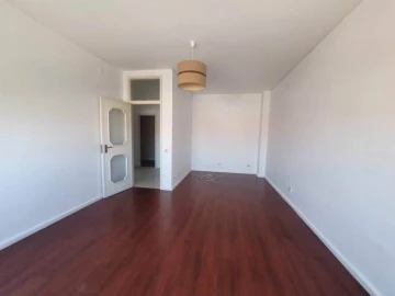 Apartamento T2 para Venda em Paranhos
