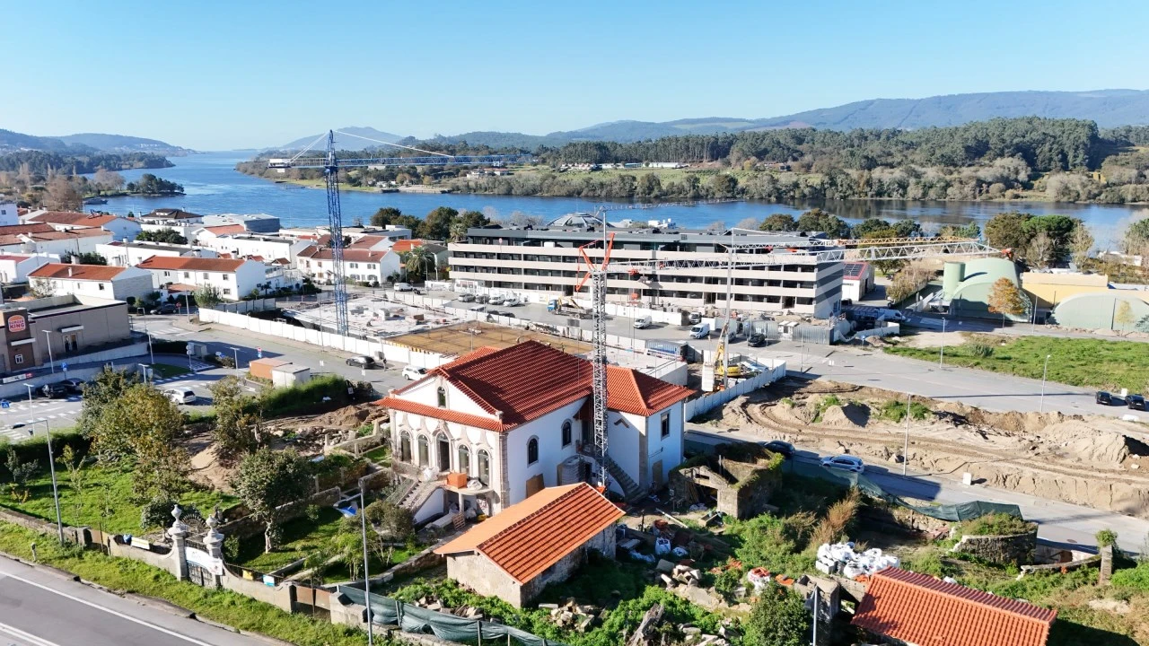 Apartamento T4 para Venda em Vila Nova de Cerveira e Lovelhe Foto 6