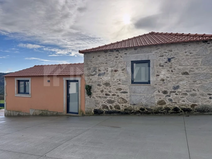 Moradia T3 para Venda em Candemil e Gondar Foto 9