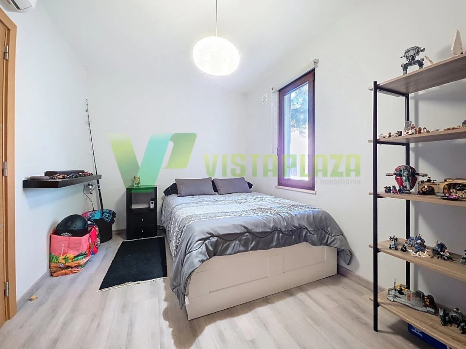 Moradia T4 para Venda em Alvor Foto 14