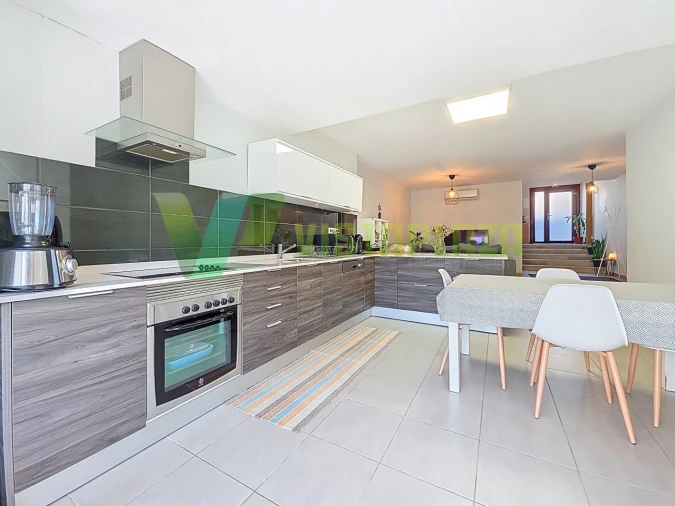 Moradia T4 para Venda em Alvor Foto 2