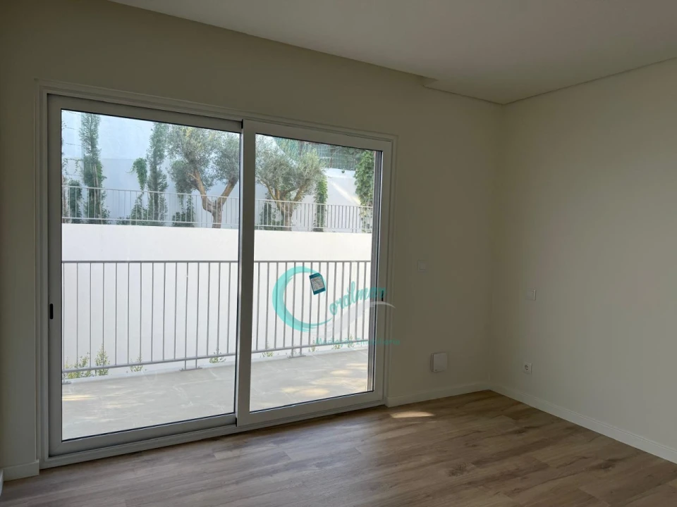 Apartamento T2 para Venda em Almada, Cova da Piedade, Pragal e Cacilhas Foto 12