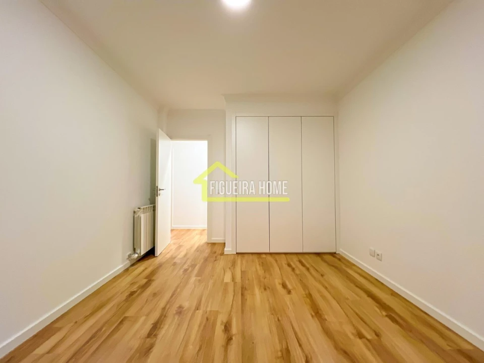 Apartamento T3 para Venda em Buarcos Foto 14