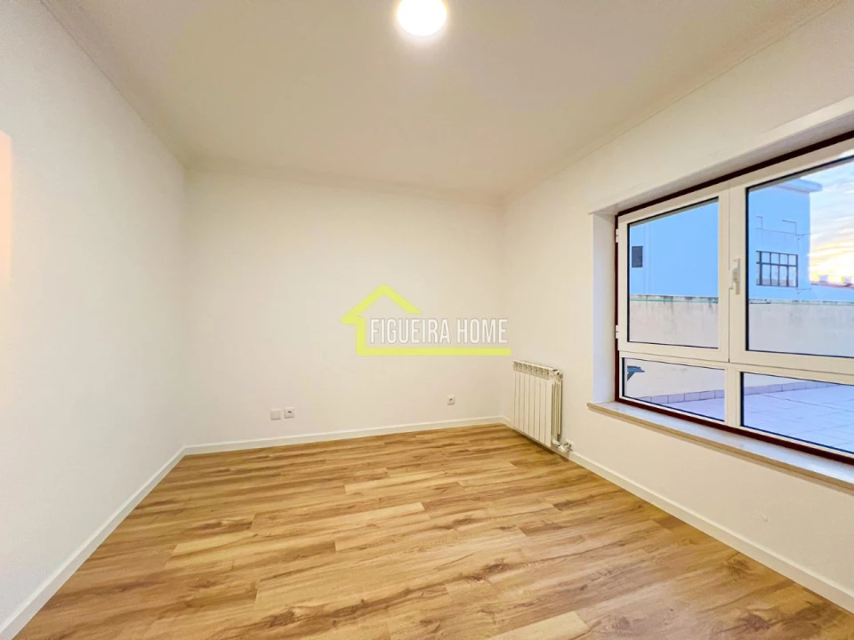 Apartamento T3 para Venda em Buarcos Foto 19