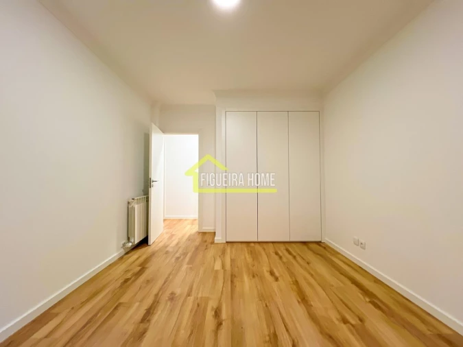 Apartamento T3 para Venda em Buarcos Foto 14