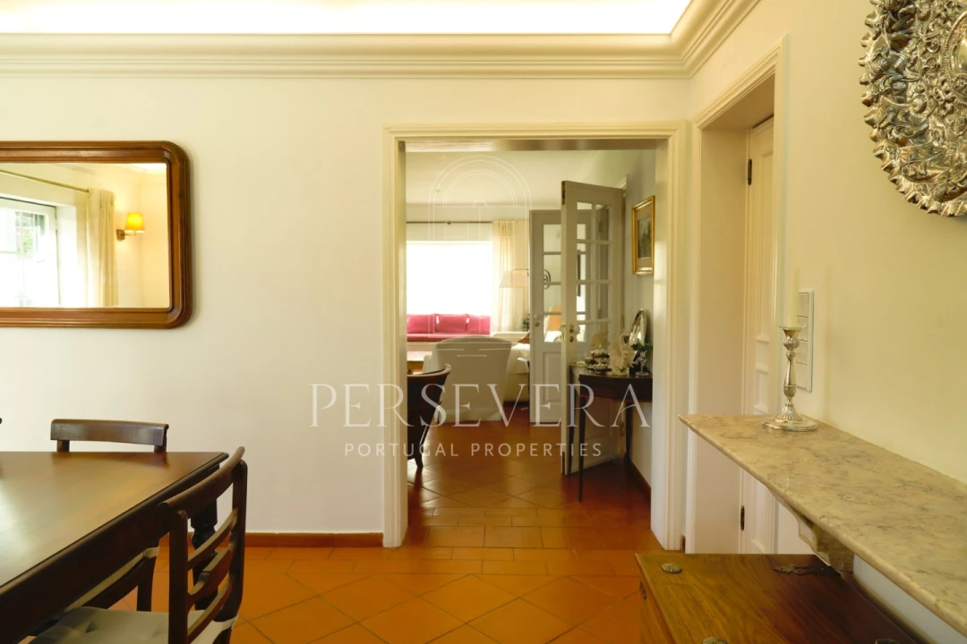 Moradia T5 para Venda em Alcabideche Foto 14