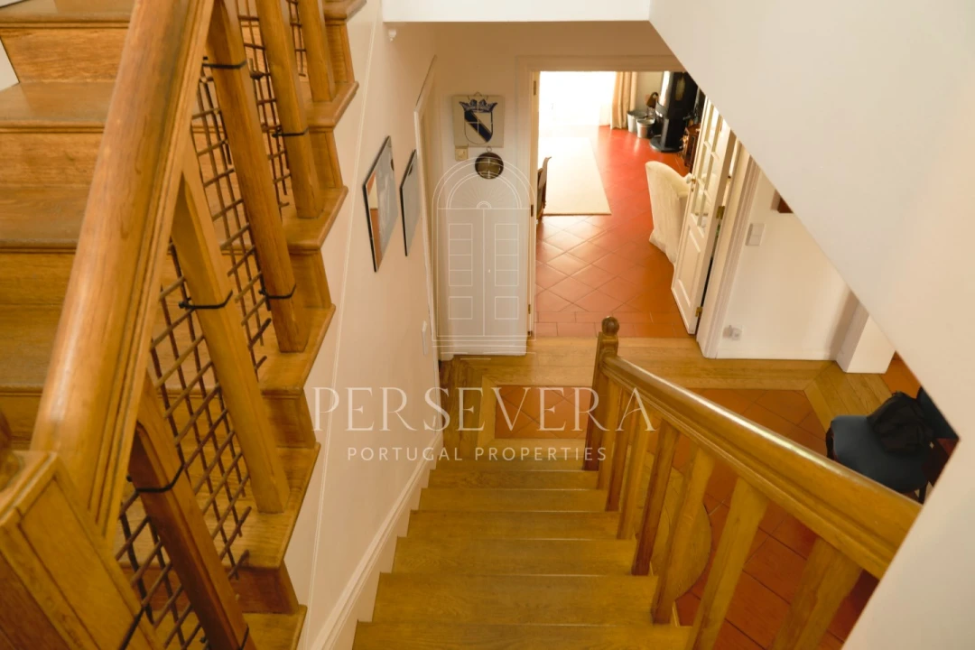 Moradia T5 para Venda em Alcabideche Foto 33