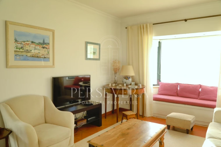 Moradia T5 para Venda em Alcabideche Foto 10