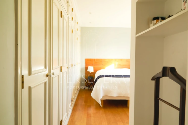 Moradia T5 para Venda em Alcabideche Foto 24