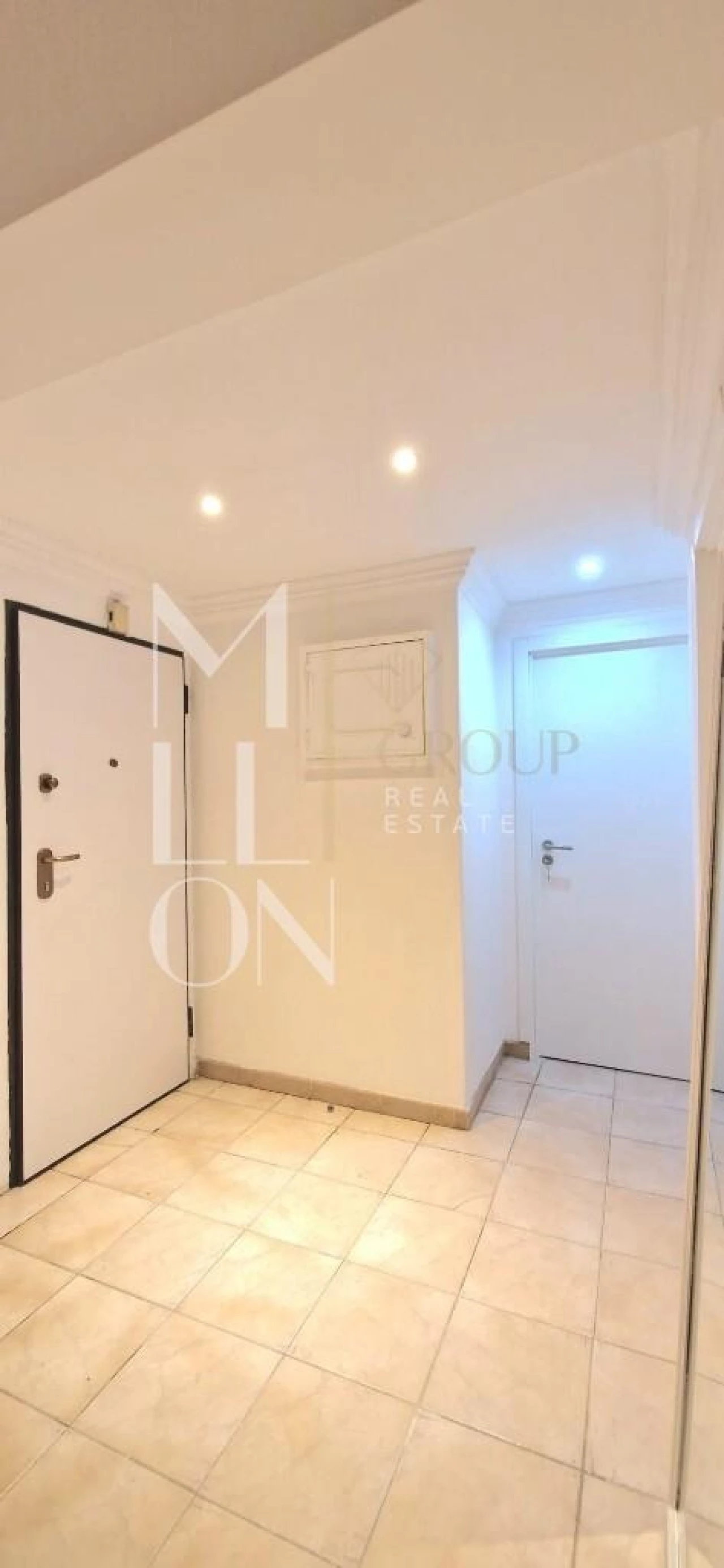 Apartamento T2 para Venda em Agualva e Mira-Sintra Foto 7