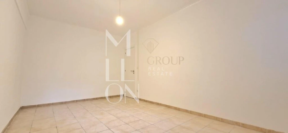 Apartamento T2 para Venda em Agualva e Mira-Sintra Foto 14