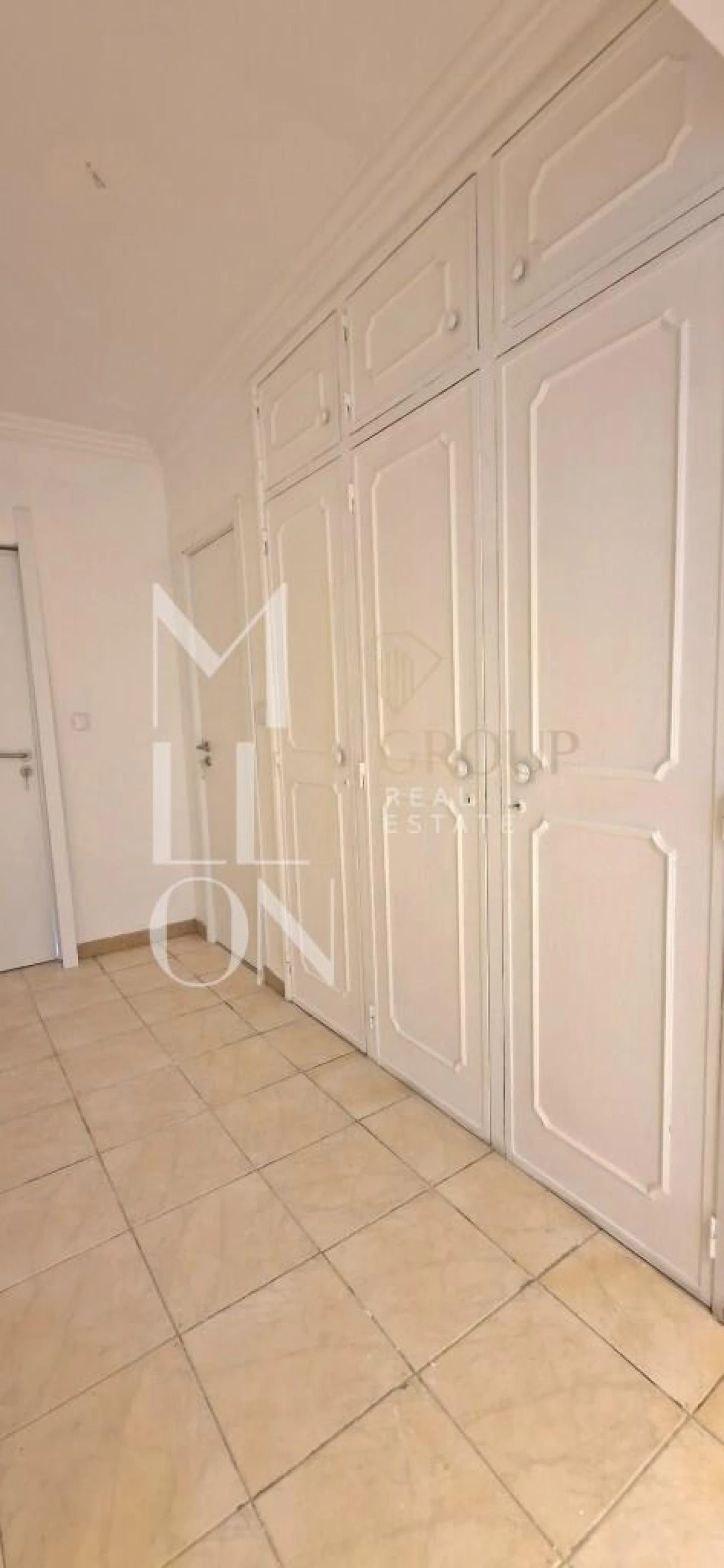 Apartamento T2 para Venda em Agualva e Mira-Sintra Foto 8