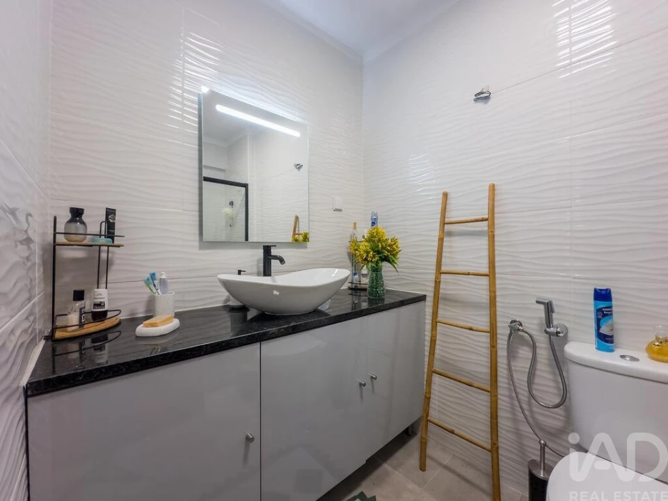 Apartamento T2 para Arrendamento em Quarteira Foto 15