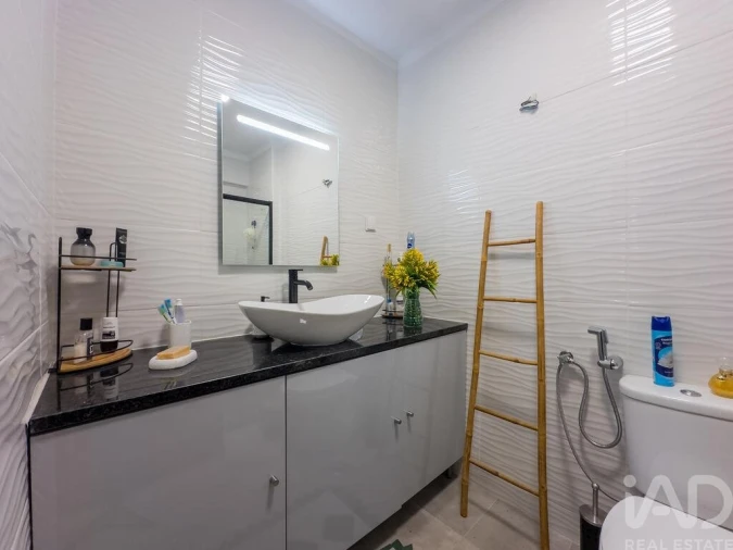 Apartamento T2 para Arrendamento em Quarteira Foto 15