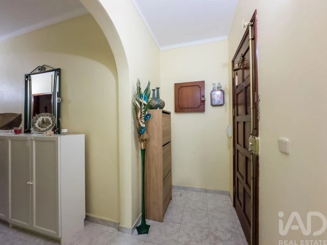 Apartamento T2 para Arrendamento em Quarteira Foto 19