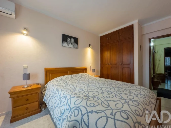 Apartamento T2 para Arrendamento em Quarteira Foto 13