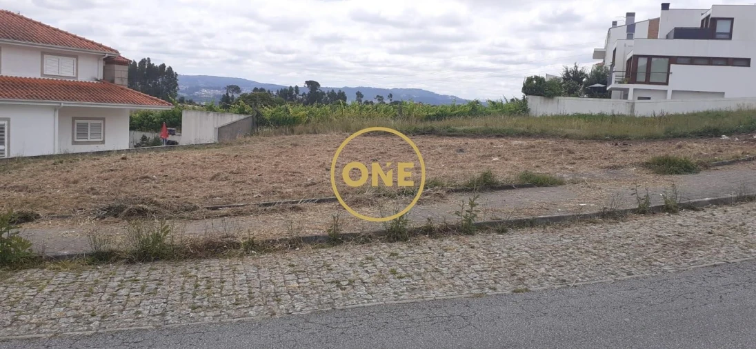 Terreno para Venda em Paredes Foto 5