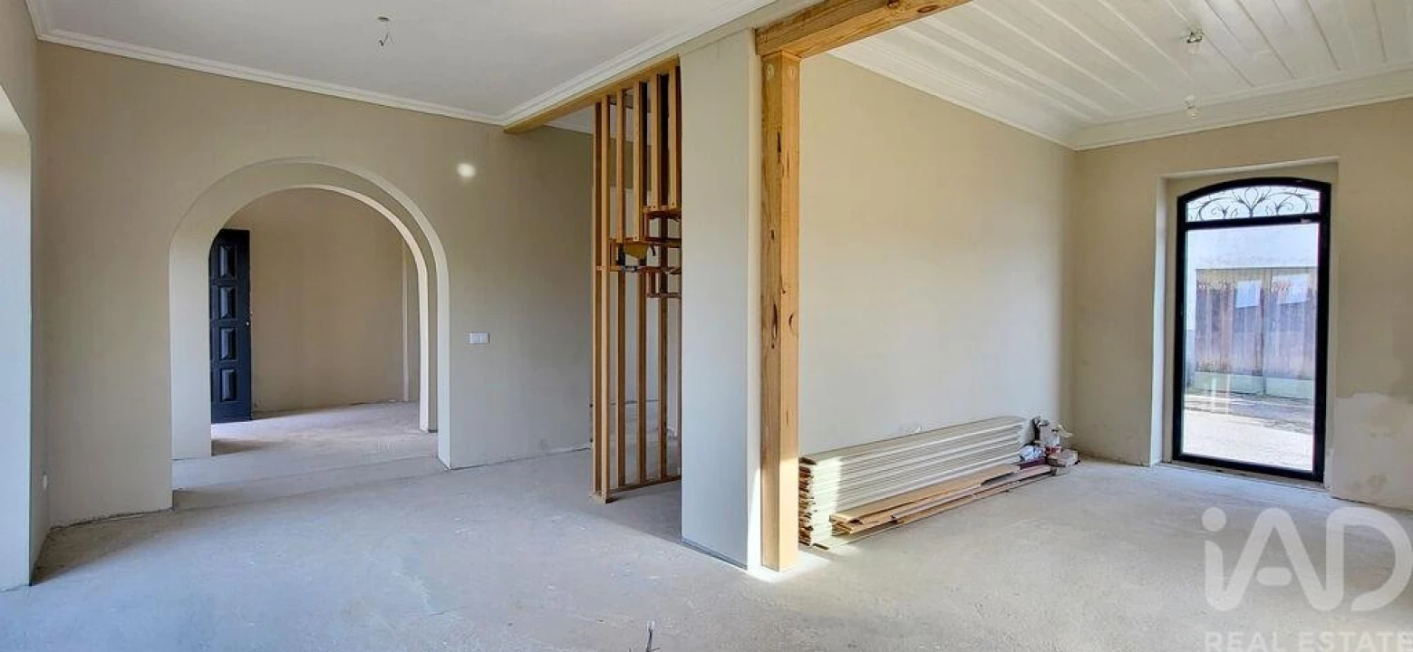 Prédio para Venda em Sangalhos Foto 10