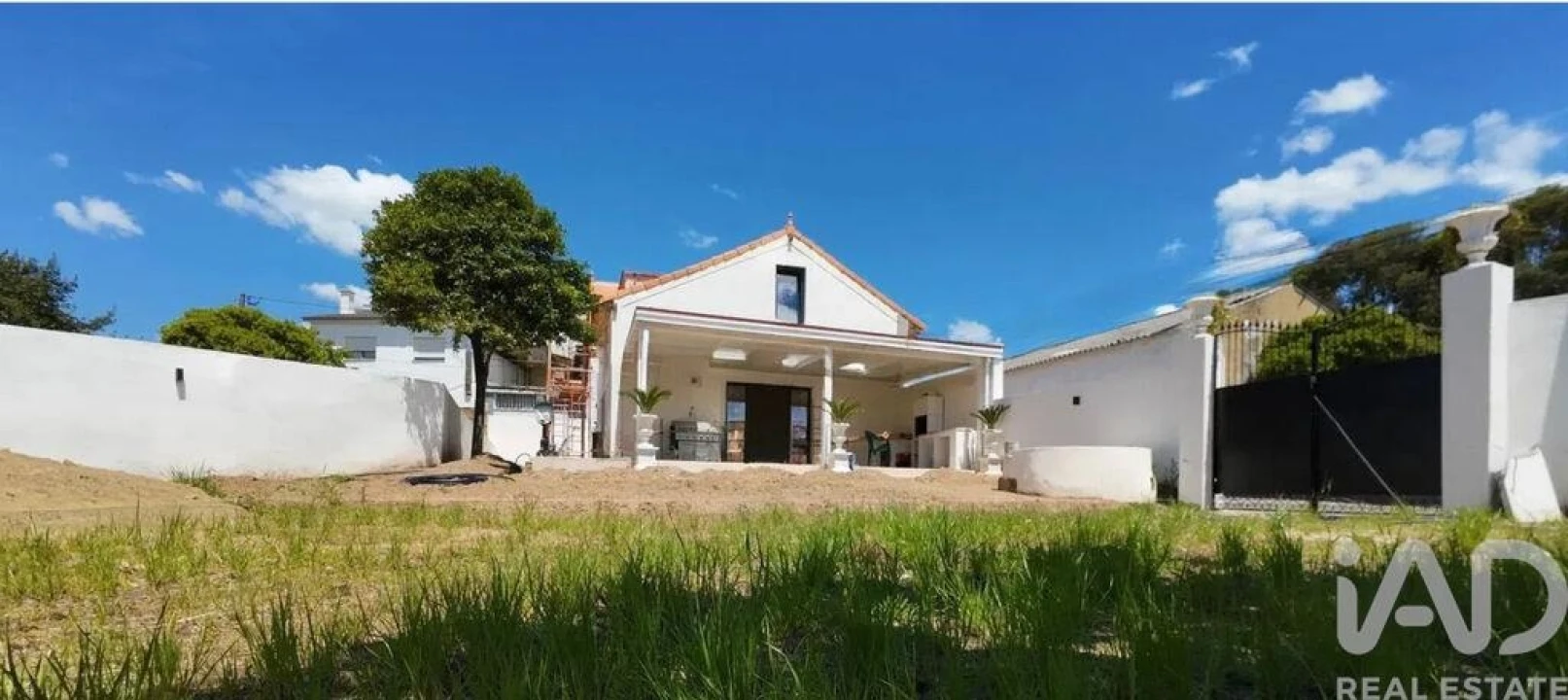 Prédio para Venda em Sangalhos Foto 14