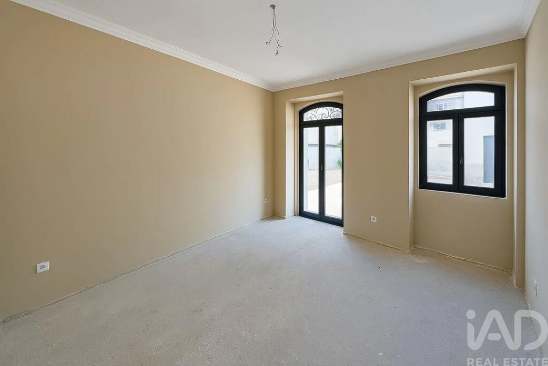 Prédio para Venda em Sangalhos Foto 9