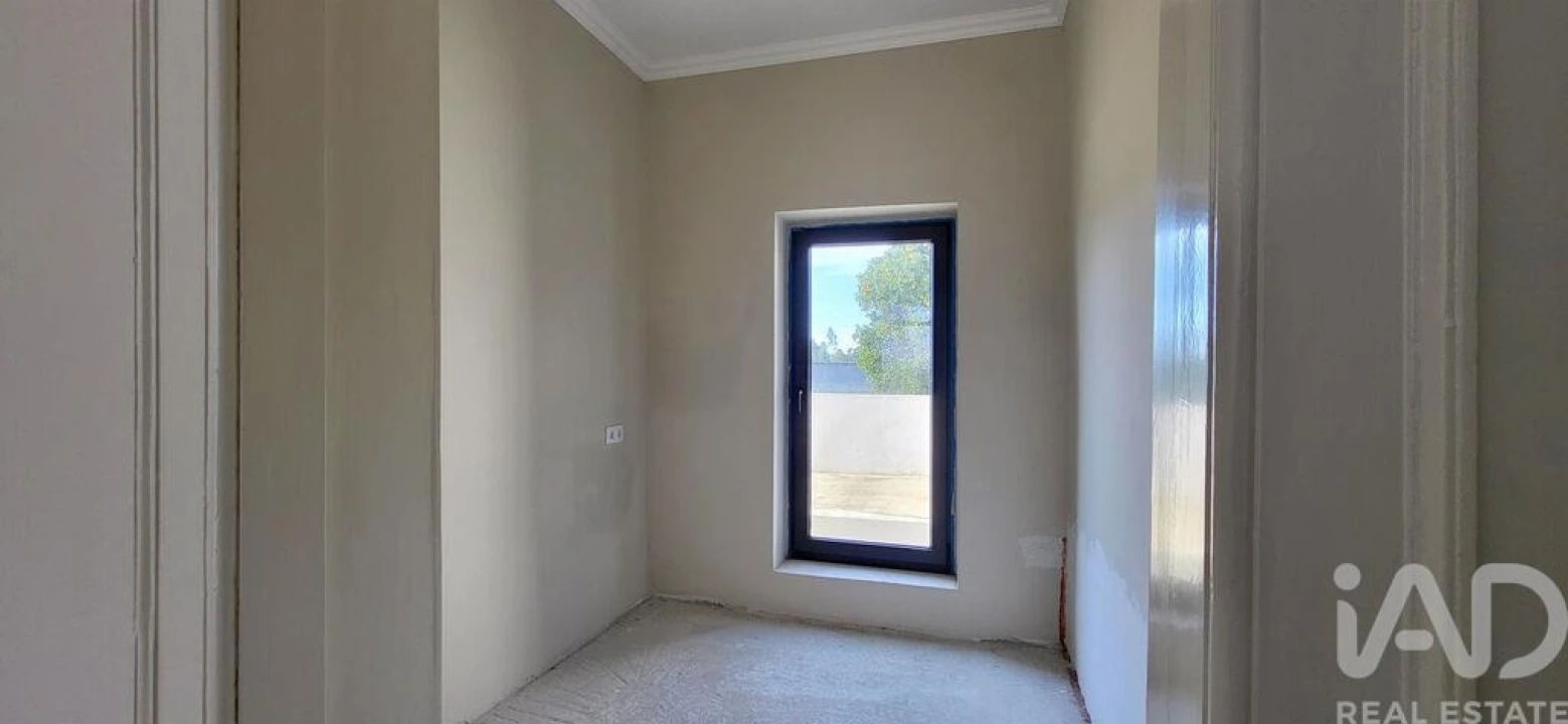 Prédio para Venda em Sangalhos Foto 15