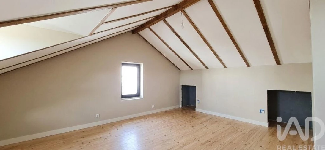 Prédio para Venda em Sangalhos Foto 24