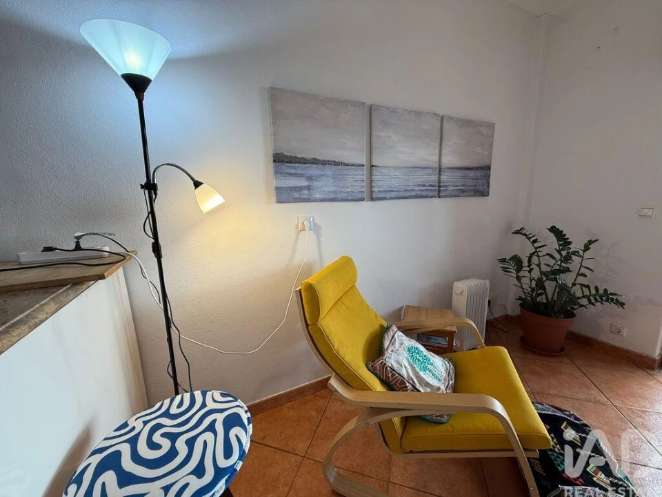 Apartamento T1 para Venda em Nazare Foto 4