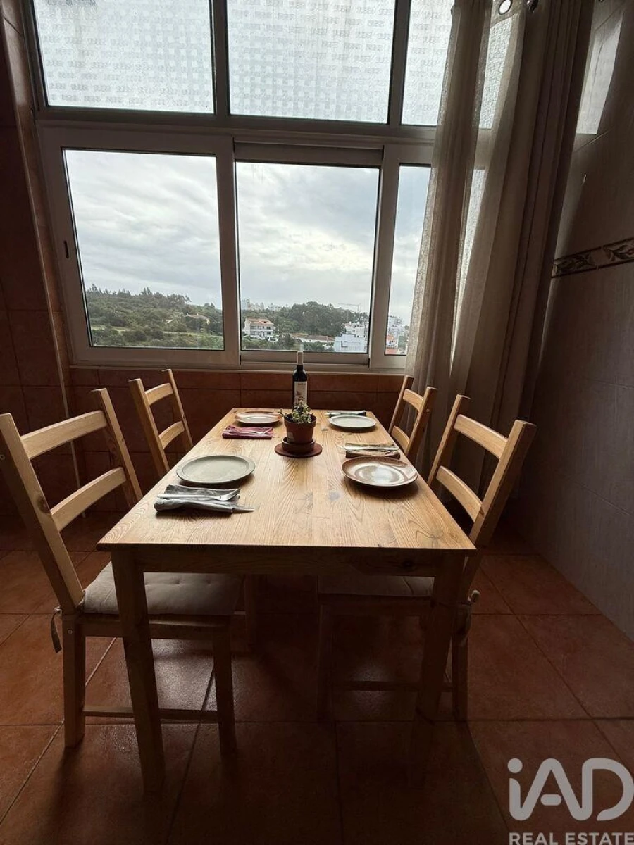 Apartamento T1 para Venda em Nazare Foto 15