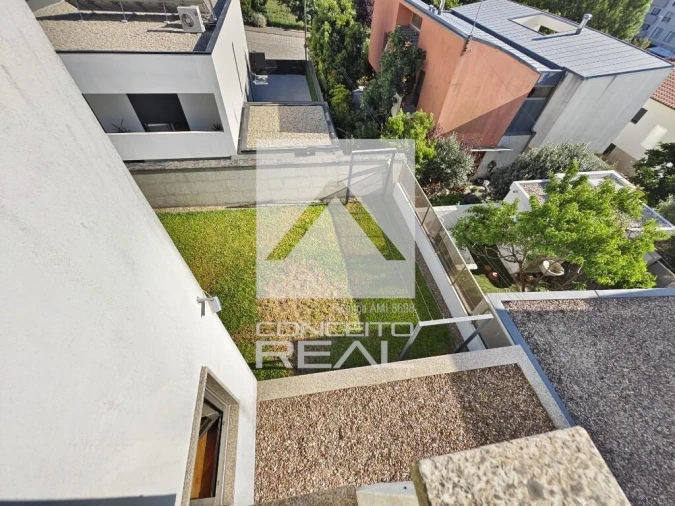 Moradia T4 para Venda em Lagares e Figueira Foto 2