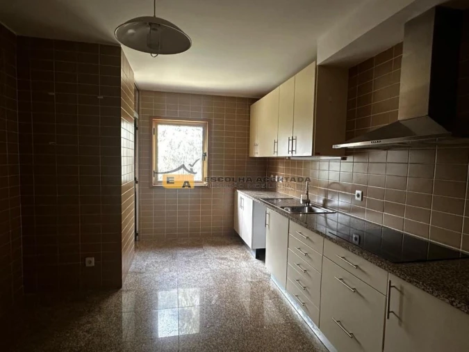 Apartamento T3 para Venda em Cidade da Maia Foto 5