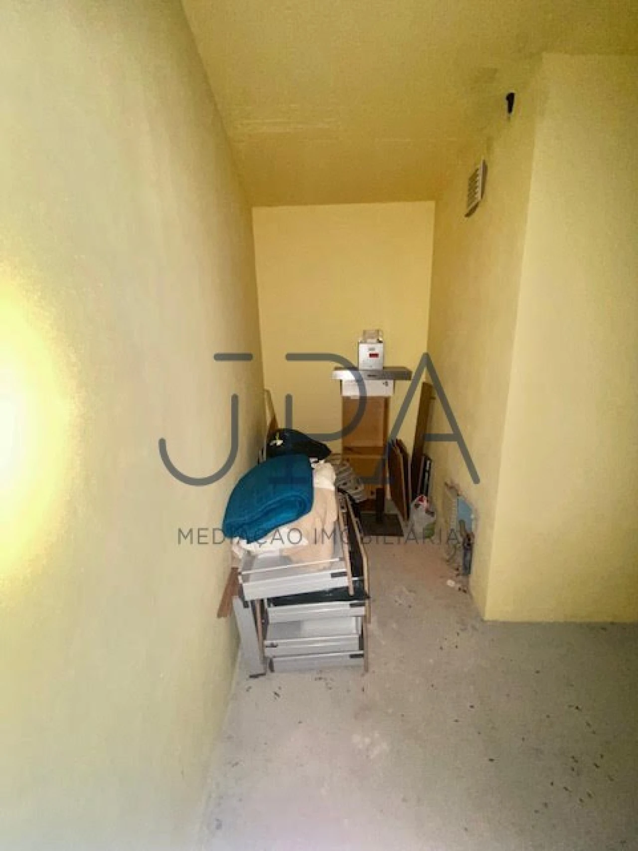 Garagem para Venda em Monte Gordo Foto 6