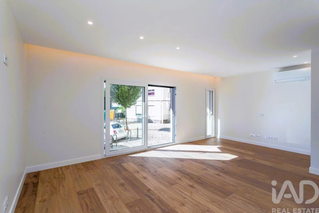 Apartamento T1 para Venda em Cascais e Estoril Foto 6