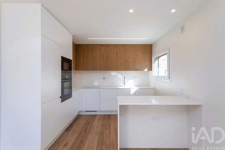 Apartamento T1 para Venda em Cascais e Estoril Foto 7