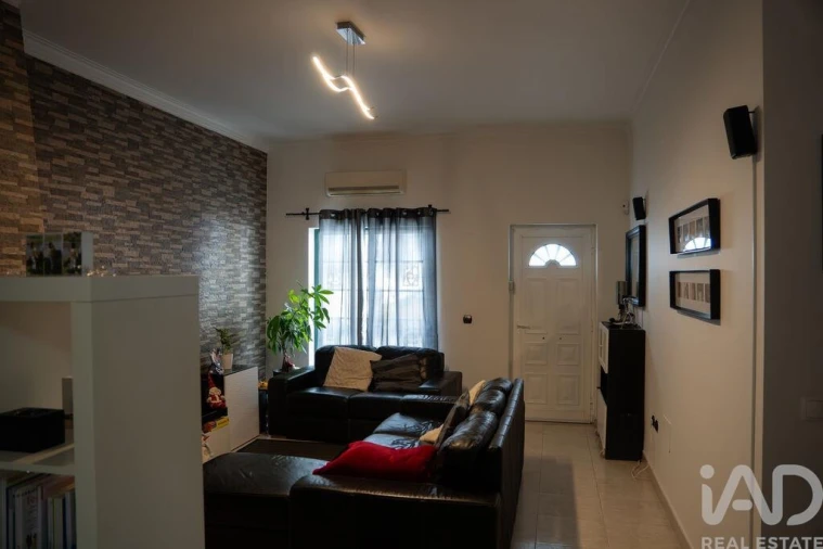 Moradia T3 para Venda em Samora Correia Foto 2