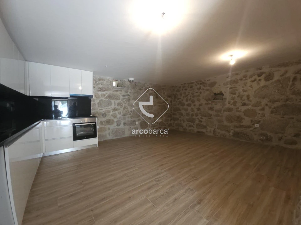 Moradia T2 para Arrendamento em Lavradas Foto 13