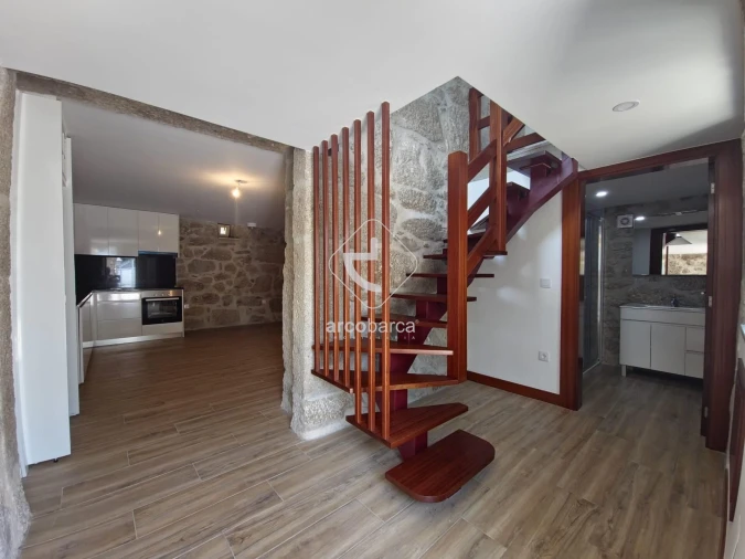 Moradia T2 para Arrendamento em Lavradas