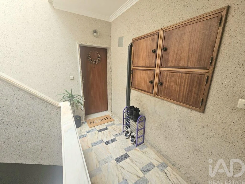 Apartamento T2 para Venda em Cacém e São Marcos Foto 24