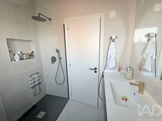 Apartamento T2 para Venda em Cacém e São Marcos Foto 12