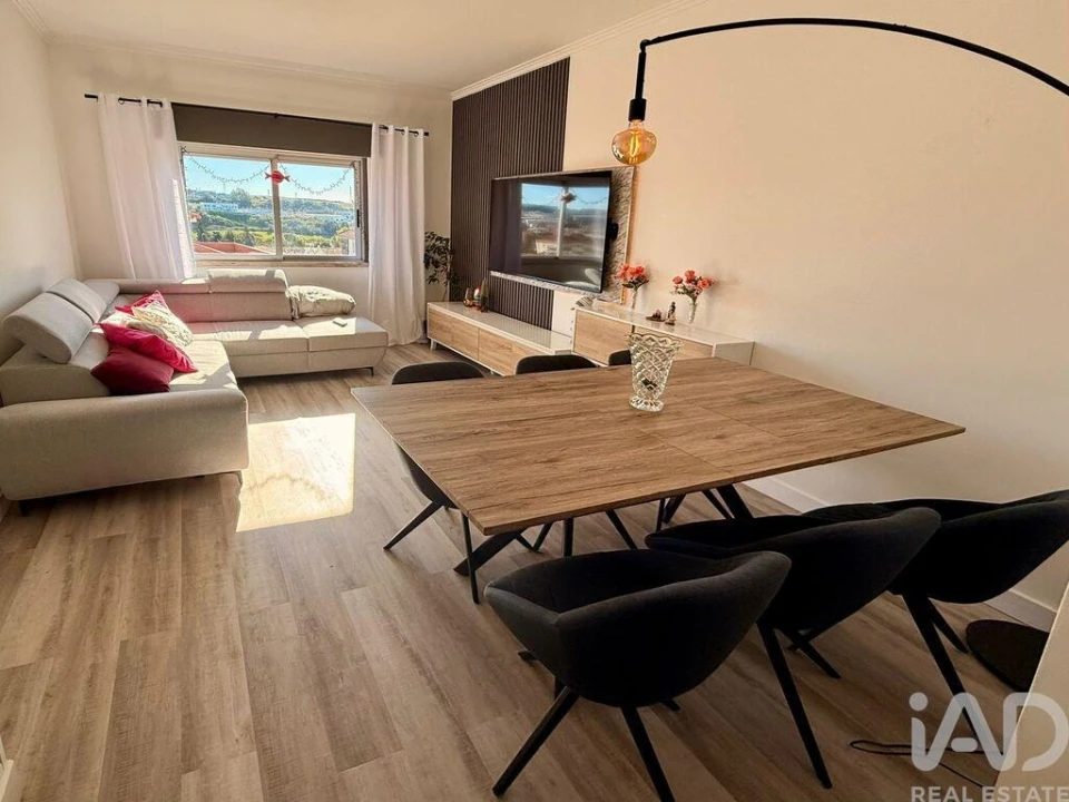 Apartamento T2 para Venda em Cacém e São Marcos Foto 2