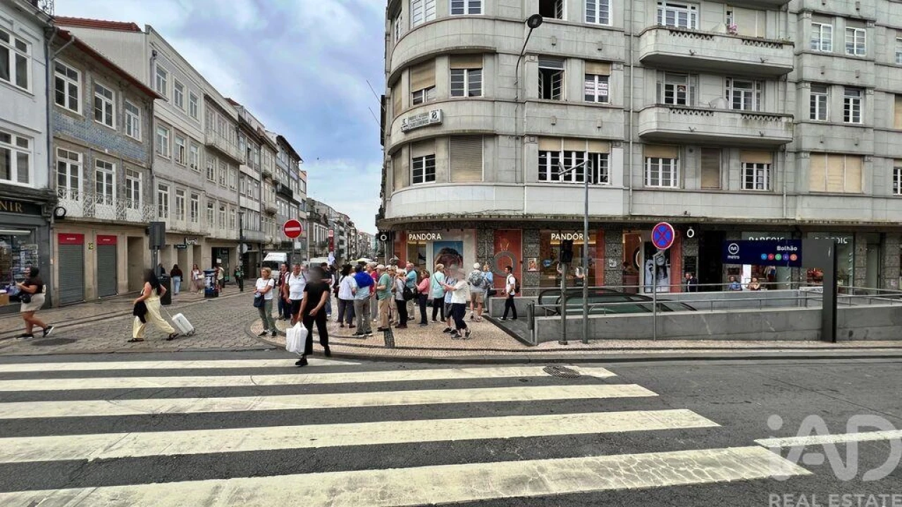 Apartamento T3 para Venda em Cedofeita, Santo Ildefonso, Sé, Miragaia, São Nicolau e Vitória Foto 31
