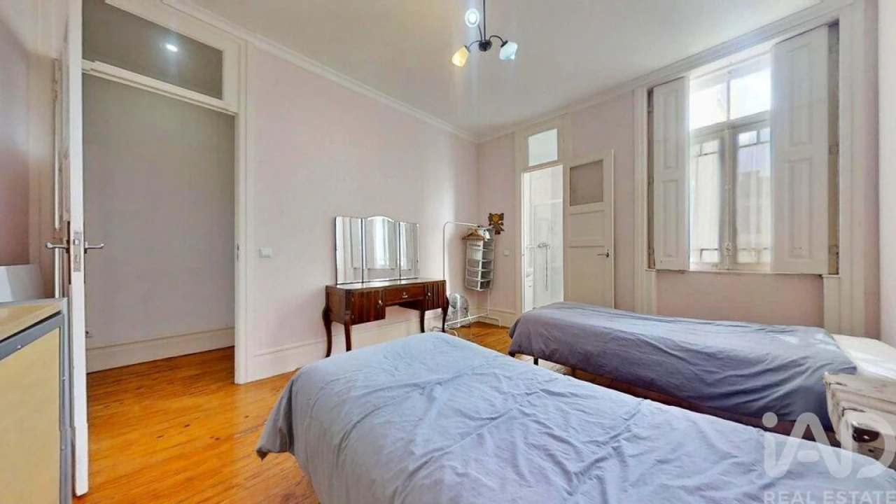 Apartamento T3 para Venda em Cedofeita, Santo Ildefonso, Sé, Miragaia, São Nicolau e Vitória Foto 18